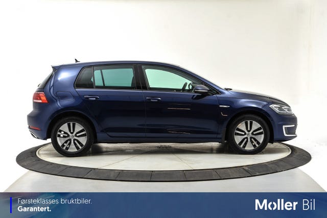 WVWZZZAUZJ8901006 2018 VOLKSWAGEN GOLF-3