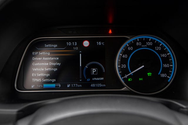 2018 NISSAN LEAF - 22