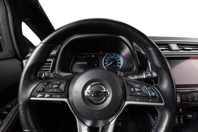 2019 NISSAN LEAF - 8
