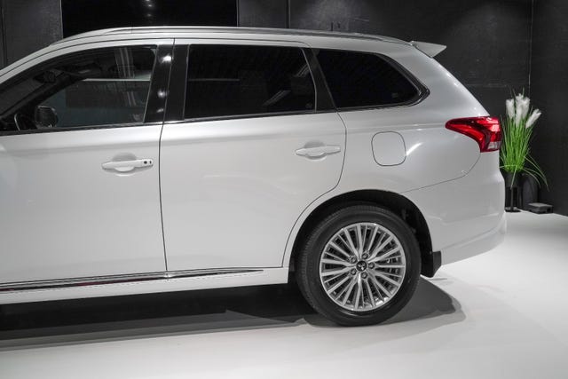 JMBXDGG3WLZ018941 2020 MITSUBISHI OUTLANDER-4
