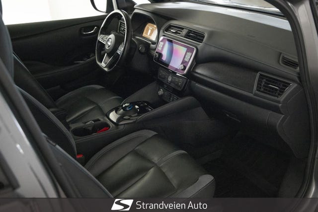 2019 NISSAN LEAF - 12