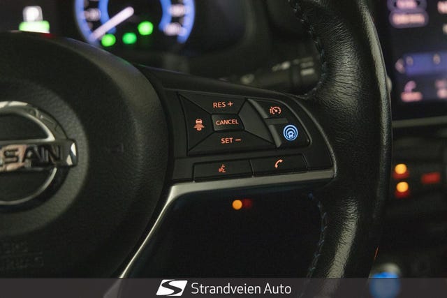 2019 NISSAN LEAF - 17