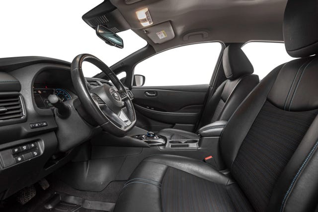 2019 NISSAN LEAF - 11