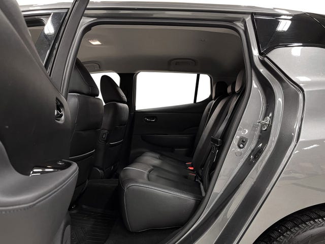 2019 NISSAN LEAF - 10