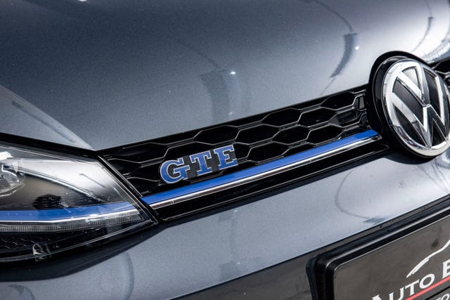 2018 VOLKSWAGEN GOLF - 9