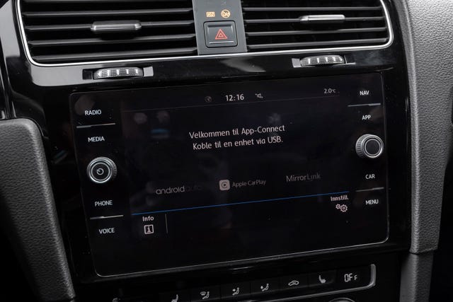 2018 VOLKSWAGEN GOLF - 29