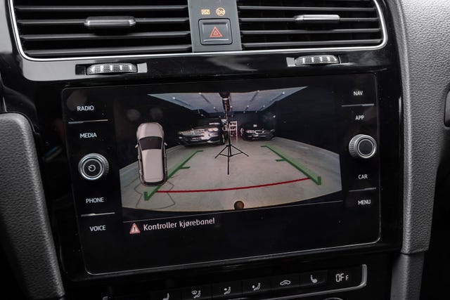 2018 VOLKSWAGEN GOLF - 27
