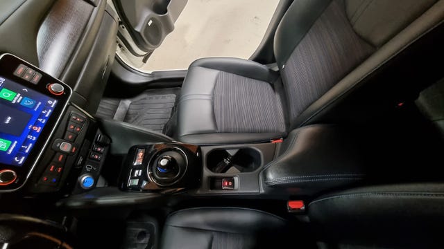 2019 NISSAN LEAF - 21