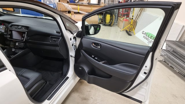 2019 NISSAN LEAF - 39