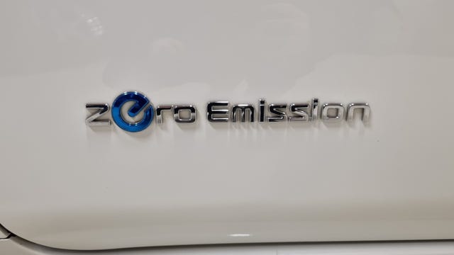 2019 NISSAN LEAF - 9