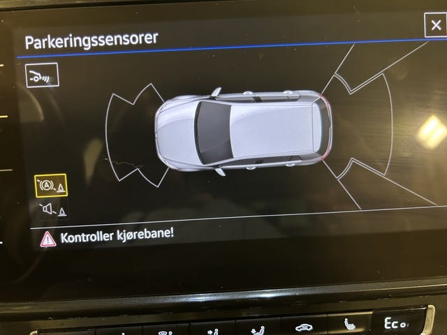 2018 VOLKSWAGEN GOLF - 25