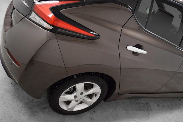 2019 NISSAN LEAF - 16