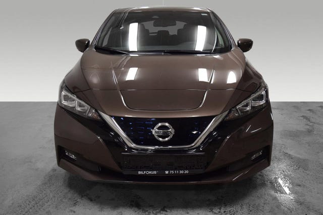 2019 NISSAN LEAF - 19