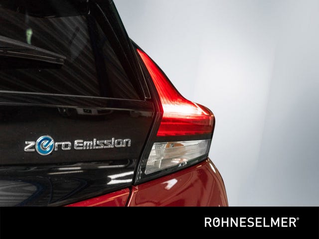2018 NISSAN LEAF - 8