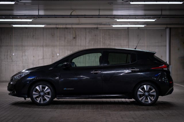 SJNFAAZE1U0019803 2018 NISSAN LEAF-5
