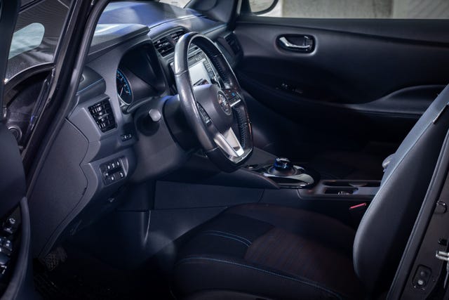 2018 NISSAN LEAF - 9