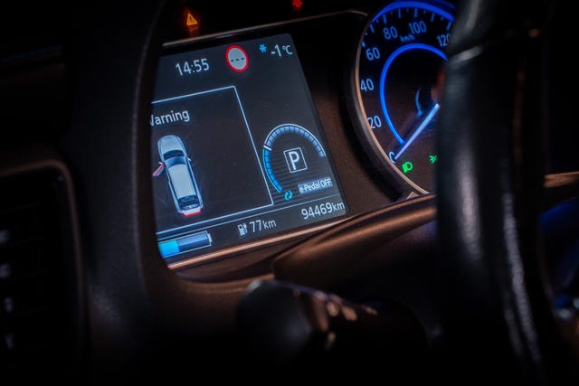 2018 NISSAN LEAF - 13