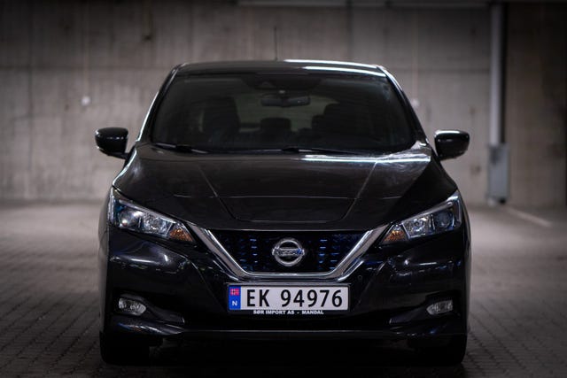 2018 NISSAN LEAF - 8
