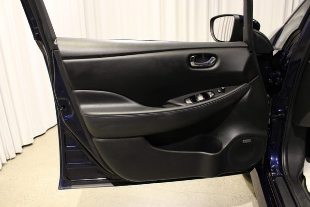 2022 NISSAN LEAF - 14
