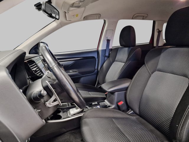 2020 MITSUBISHI OUTLANDER - 14