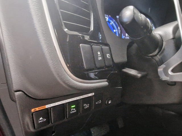 2020 MITSUBISHI OUTLANDER - 13