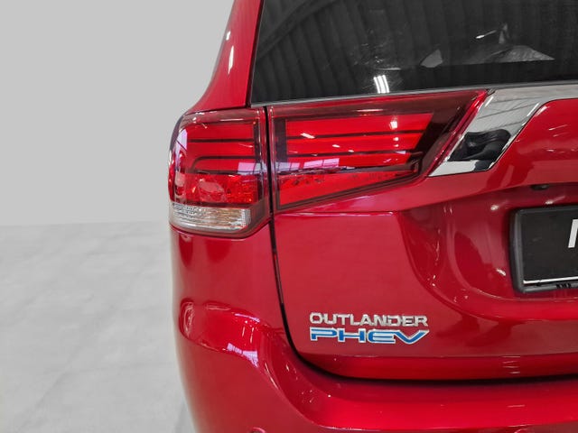 2020 MITSUBISHI OUTLANDER - 9
