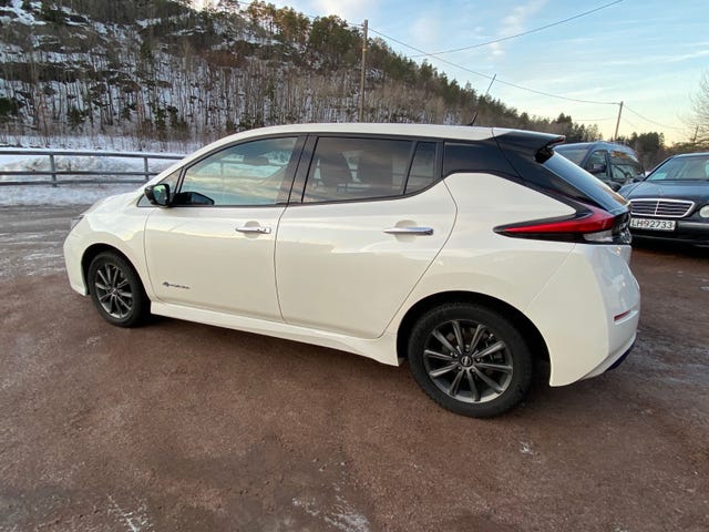 2019 NISSAN LEAF - 7