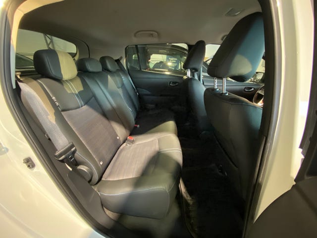 2019 NISSAN LEAF - 34