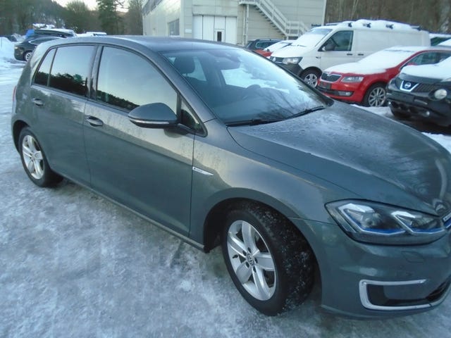 2018 VOLKSWAGEN GOLF - 10