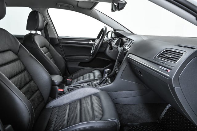 2019 VOLKSWAGEN GOLF - 20