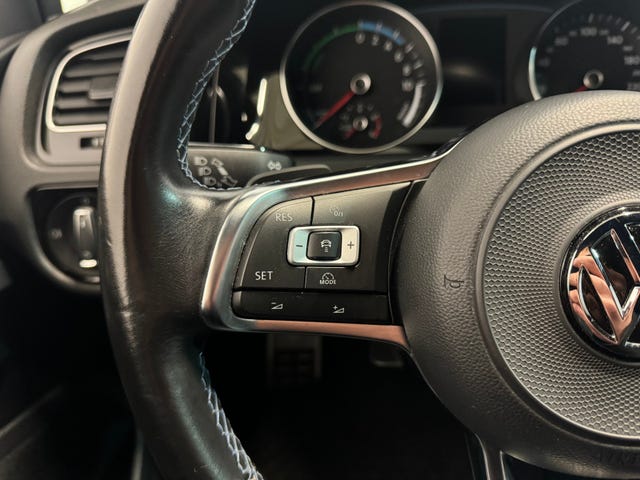 2018 VOLKSWAGEN GOLF - 11