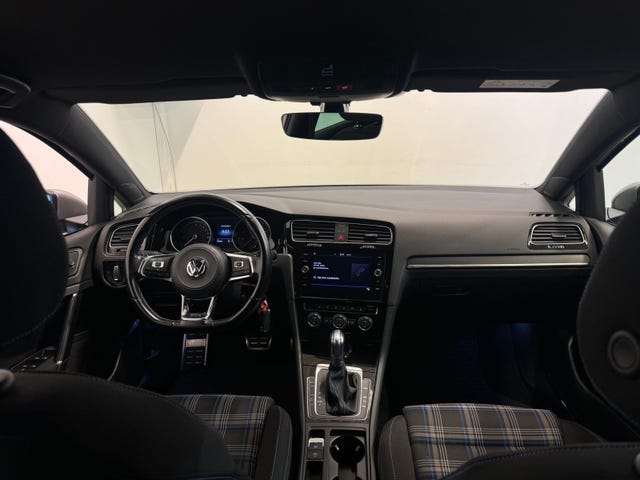 2018 VOLKSWAGEN GOLF - 16