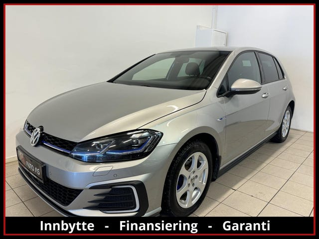 WVWZZZAUZJW800944 2018 VOLKSWAGEN GOLF-0