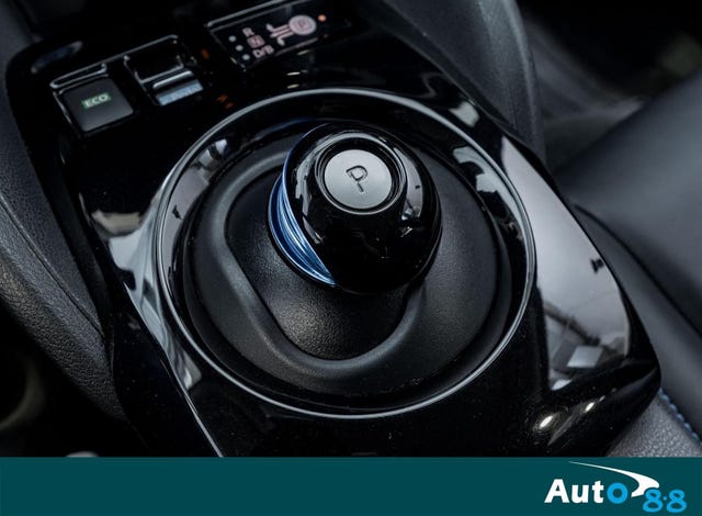 2020 NISSAN LEAF - 29
