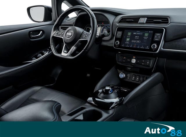 2020 NISSAN LEAF - 25
