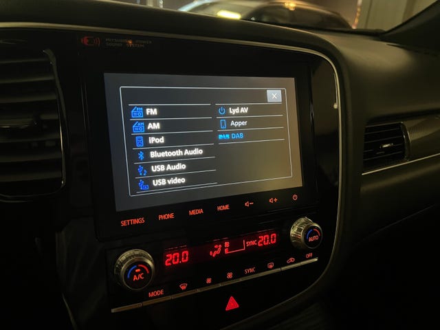 2020 MITSUBISHI OUTLANDER - 25