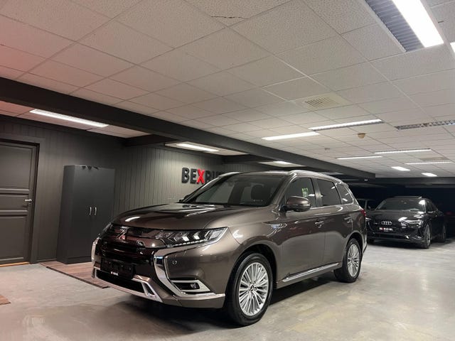 JMBXDGG3WLZ014805 2020 MITSUBISHI OUTLANDER-0