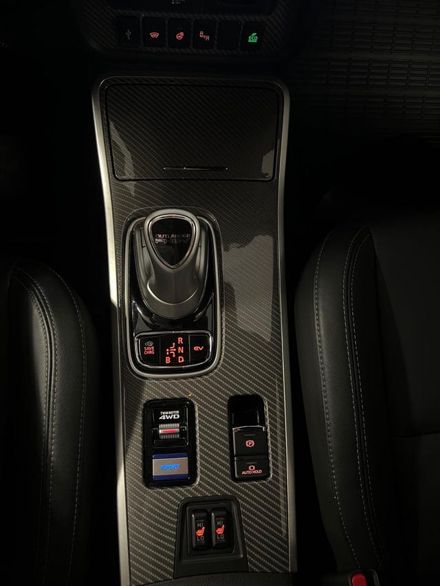 2020 MITSUBISHI OUTLANDER - 27
