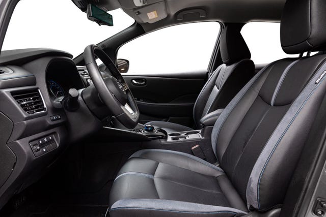 2022 NISSAN LEAF - 34