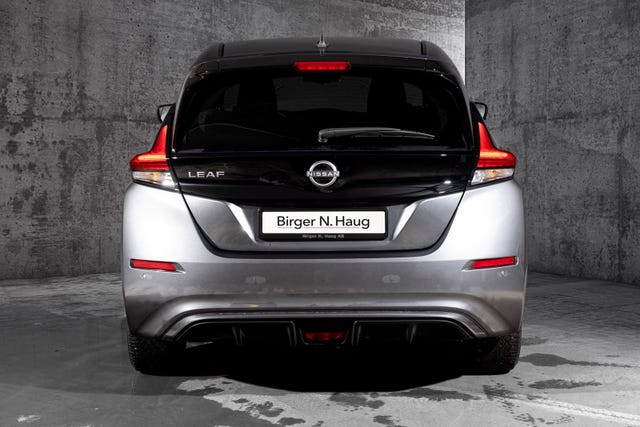 2022 NISSAN LEAF - 29