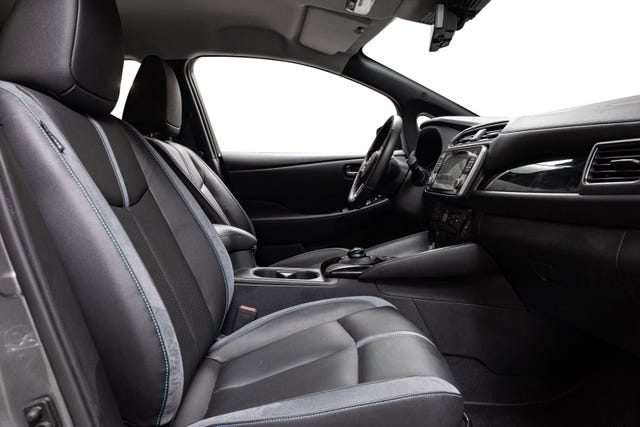 2022 NISSAN LEAF - 51