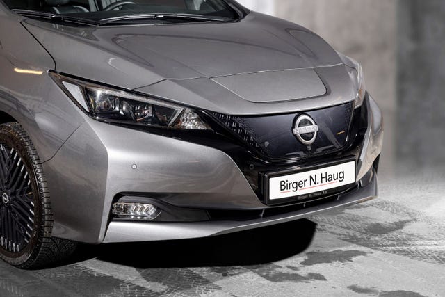 2022 NISSAN LEAF - 30