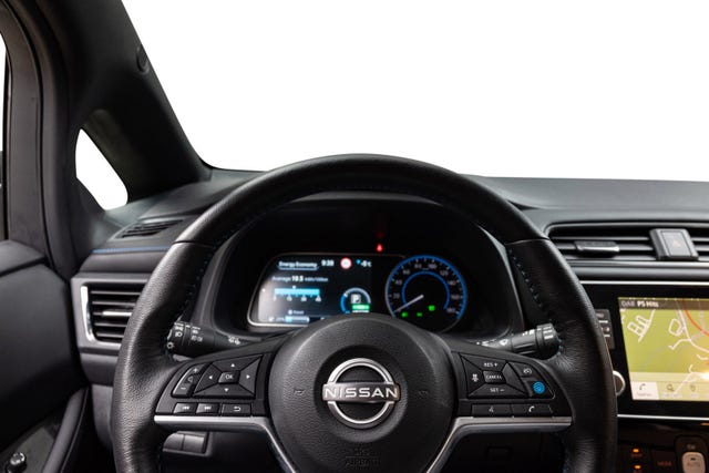 2022 NISSAN LEAF - 36