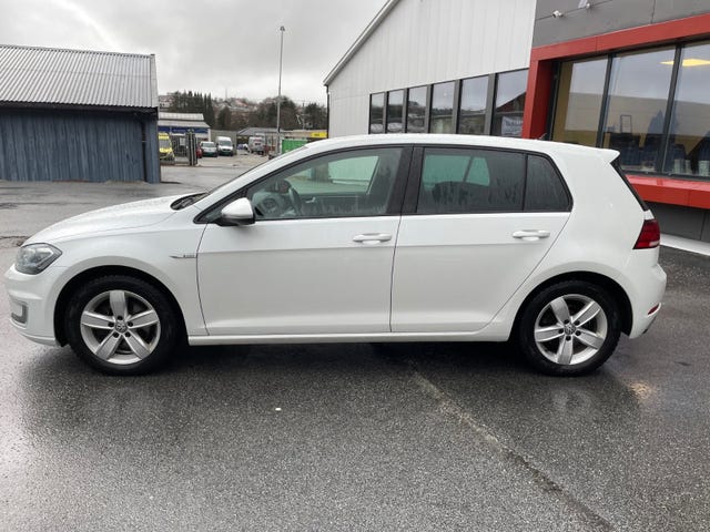 2019 VOLKSWAGEN GOLF - 23