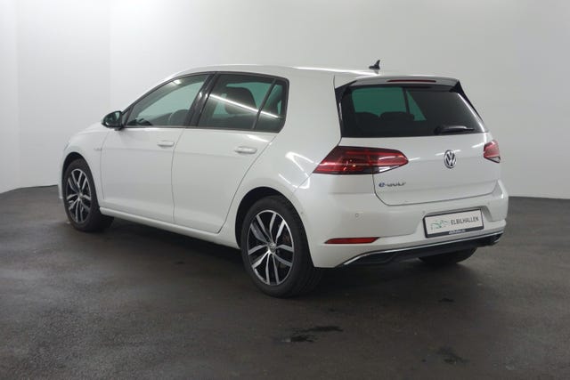 WVWZZZAUZK8903601 2019 VOLKSWAGEN GOLF-1