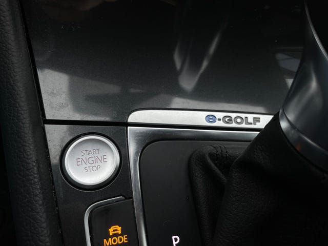 2019 VOLKSWAGEN GOLF - 12