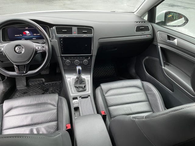2019 VOLKSWAGEN GOLF - 9