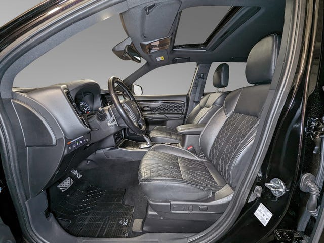 2020 MITSUBISHI OUTLANDER - 15