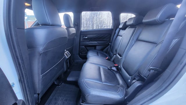 2020 MITSUBISHI OUTLANDER - 8