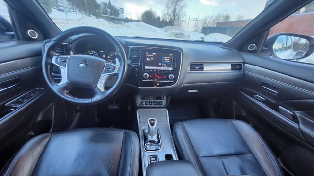 2020 MITSUBISHI OUTLANDER - 10